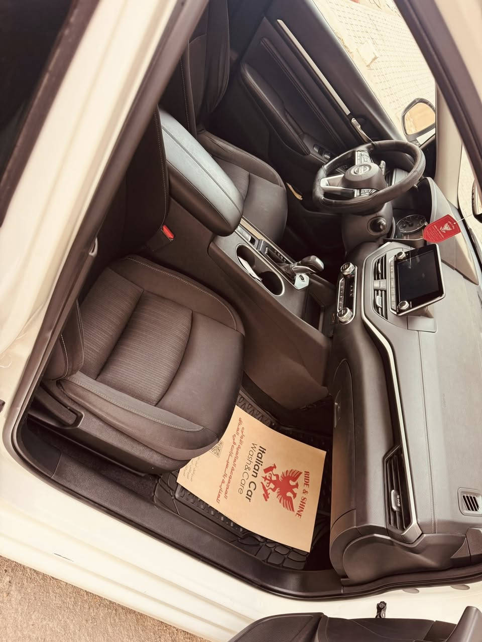 سلام عليكم
التيما SV +
2019 ماشيه 92 ميل
فول مواصفات فتحه
بصمه كشن كهرباء
قياده ذاتيه تحديد مسار رادرات جانبيه 
اوتو ستوب خلفي وامامي
كشنات تدفئه استيرن تدفئه
كير مكينه كفاله
بيها شبر صبغ جاملغ ايمن
وشويه بارد بخشم بنيد وجاملغ على كد شبر
بدون ايرباكات
وبالعراق صار بيها طعجه بالدوسه 
باقي كفاله السعر
155 نهايته
***********
