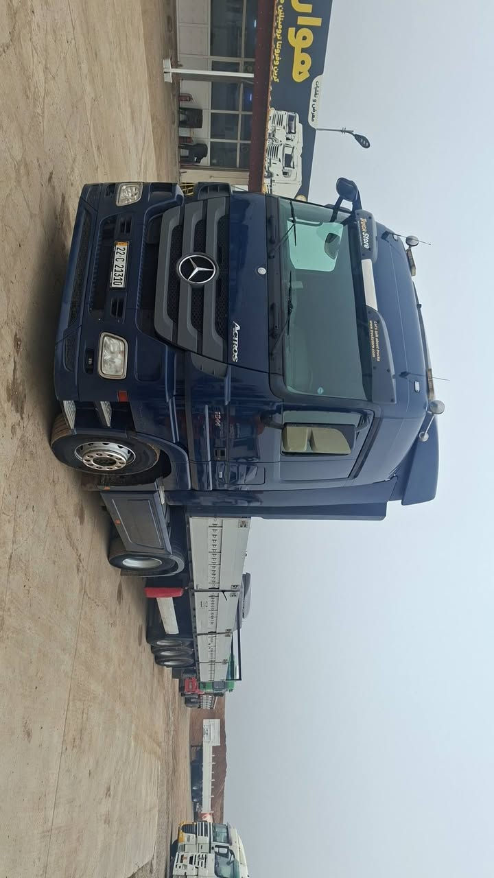 بسم الله الرحمن الرحيم 
النوع السياره . مارسدس اكتروز تاك ويل دبل قماره تريله فلات جوانب متحريكه 3 محور تاك تاير بالون 42 طن 
موديل 2011. حجم محرك 18.41
مواصفات . تبريد . هاف . 2 طقه . ثلاجه داخل . توماتيك عرجه . دبل تانكي كاز . محور قصير جامبو امامي جوبليس 
عربانه كرونا . دنكيل رفاع بانز بريك BP. جوانب 80.طخم تاير 
كير محرك اكسن شاصي قماره مكفول كفاله عامه شرط 
رقم سنويه جديد رقم اربيل تحويل مباشر 
السعر  410 معا مجال 
عنوان معرض هوار . طريق دهوك موصل جمبور عميريه 
***********
***********
