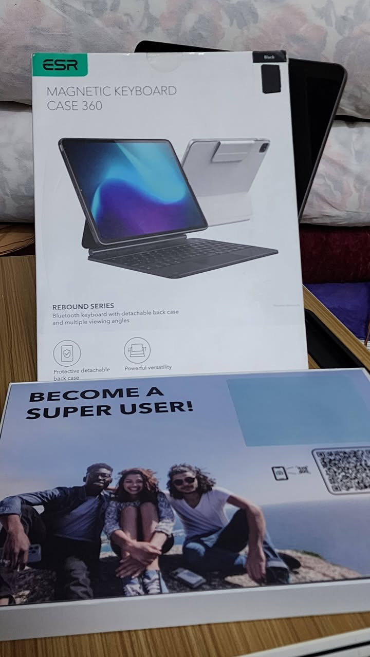 كيبورد لون اسود جديد لوك ما مفتوح من براند ESR المعتمدة من وكلاء وشركة Apple للايباد برو 13 بوصة M4 و M5 يجي قطعتين كيبورد + كفر للظهر مغناطيس قوي من كل الجهات
سعره 95 الف مع التوصيل محافظات علما ان الجديد في وكالة iCenter  ب 130 الف  
رقمي *********** بيه واتساب

