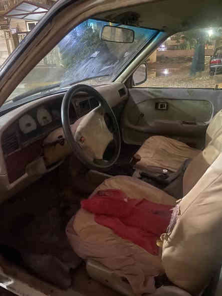 سلام عليكم بيكم دير مال مزاد مديل 2006مكينه أو كير تيواي خمسه كير بيع فقط سعر 25بيه مجال مكان ديالى خانقين رقم هاتف ***********
