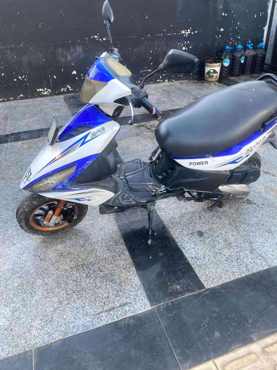 مابيه حيل احجي 350 الي يريده ياخذه اريد اشتريلي بطح


**إذا كنت صاحب هذا الإعلان وتريد حذفه لأي سبب، رجاءا أرسل رسالة إلى الدعم الفني**