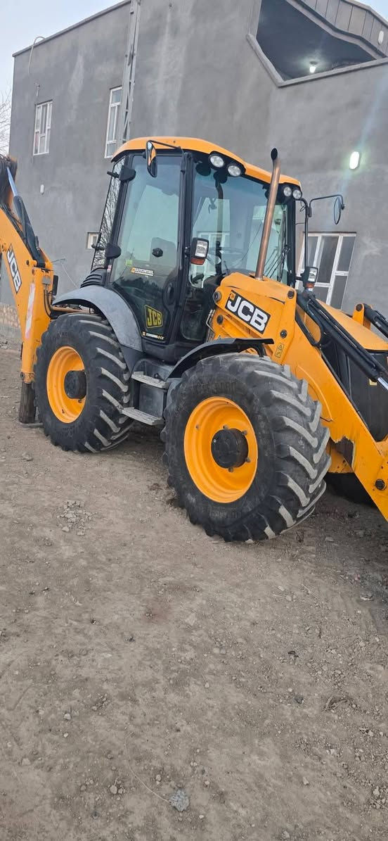 السلام عليكم ،، اخوان مكلف بالنشر 
حفارة جي سي 2012 فور ويل 
دبل اكسل ...
مكان الحفارة الانبار القائم الرمانة
رقم الهاتف ***********
أكرر، مكلف بالنشر اتصل عالرقم الموجود 
واخذ تفاصيل كاملة والله يسهل للبايع والشاري
أدمن وافق
