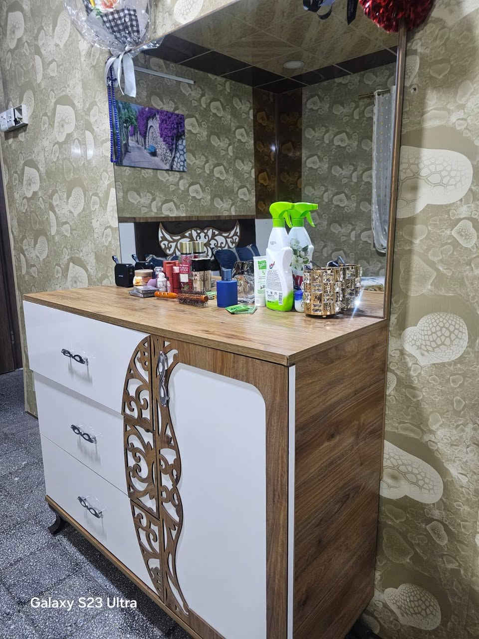 غرفة نوم مستعمله نضيفه ومرتبه متكونه من خمس قطع السعر 400
*********** 
كركوك
