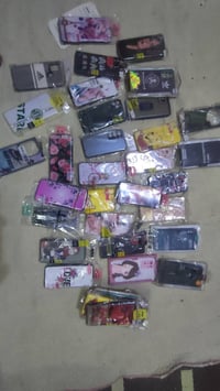 كفرات موبايلات للبيع شلع عدد 210قطعه  مستعجل عله بيعه 07839555300