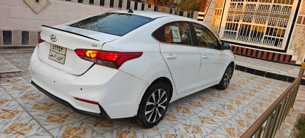 اكسنت 2020خليجي فول موصفات رقم اربيل مكينه كير حداديه تبريد كله بشرط سياره بها ضربه جاملغ خلفي صفحه السايق او بابين سياره بها مكانات صبغ يعني غير مكفوله من الصبغ سياره جاهزه 
 وعندي فيديو مصور للسياره  تشوف كل شيء بيها 
السعر 88هاتف ***********واتساب***********
