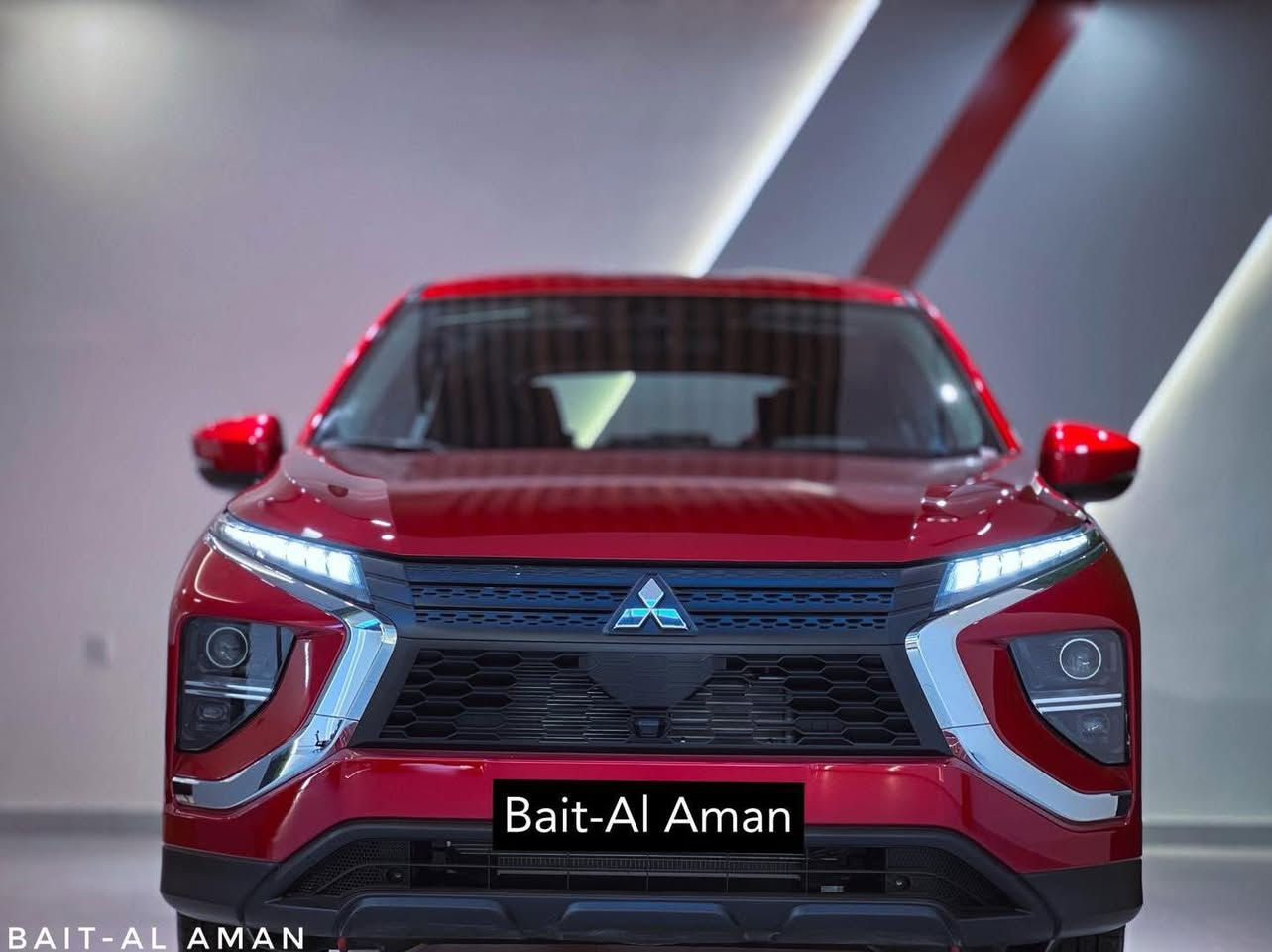 Mitsubishi-E Clipse Cross 2023

- محرك 2.0 لتر V4
 - عجلات مقاس 18 بوصة
 - أضواء LED
 - الكاميرا الخلفية
 - شاشة لمس 8inch
 - مثبت السرعة
 - الأوامر الصوتية والتحكم
 - التحكم  في تحديد سرعة 
- حساس خلفي
- كشنات قماش 

‎للاستفسار والتواصل مع قسم المبيعات 
‎ارجو الاتصال علي 
- Phone : *********** / Whats App
- Phone : *********** / Whats App 
‎بۆ پەیوەندی کردن بە بەشی فرۆشتن 
‎پەیوەندی به ژمارەی
- Phone : *********** / Whats App 
- Phone : *********** / Whats App⁩
