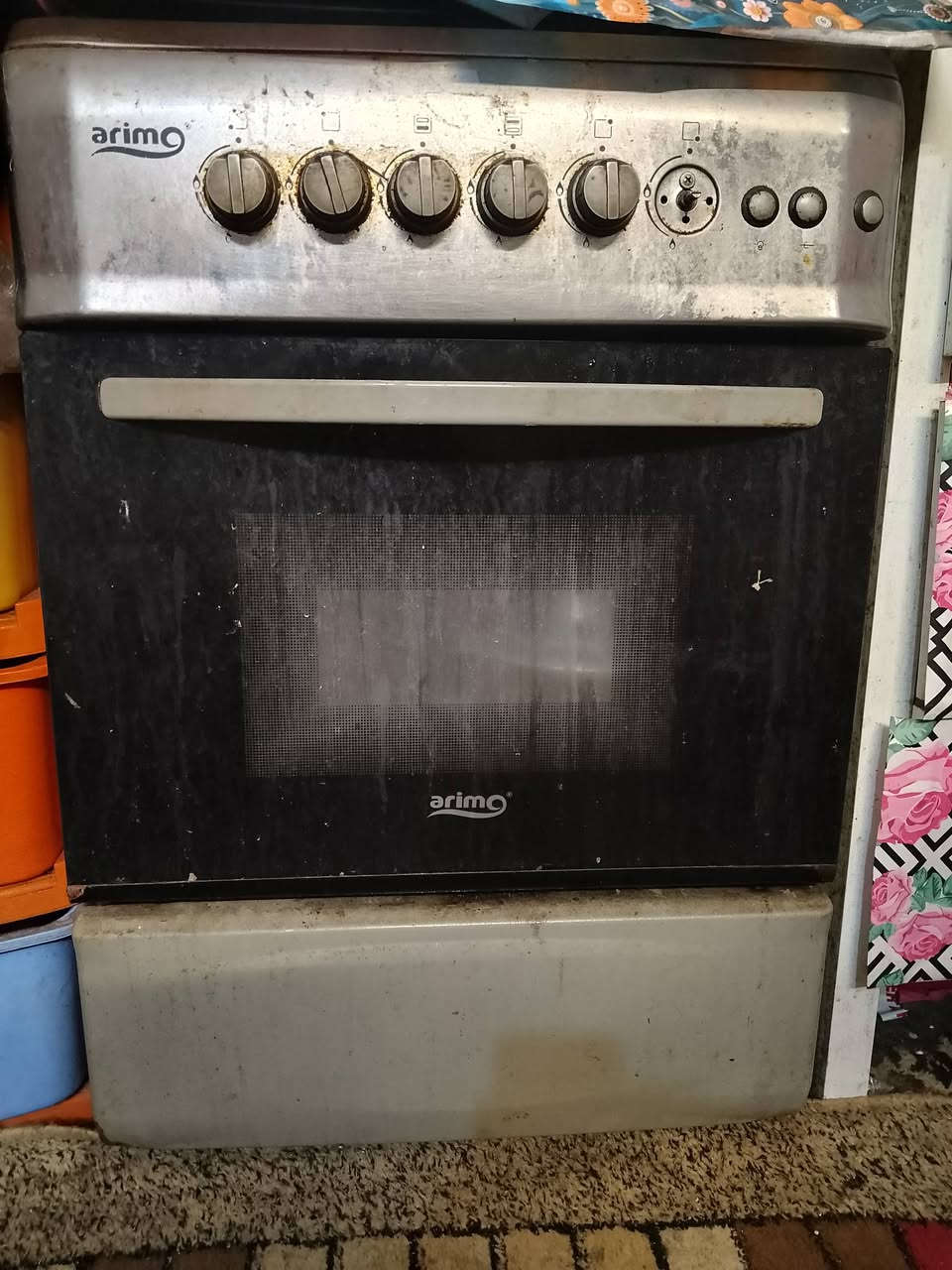 طباخ فرن وطباخ عينين وثلاجه للبيع كنطرة السلام المدرسي  ‏‪0778 071 2878‬‏
