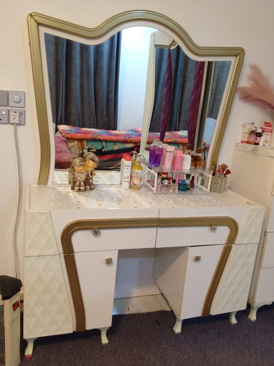 سلام عليكم..غرفه تركيه  ٩ قطع.. باب اول.غرفه مثل مجاي شوفون نظافته ...مكانه  ديالى الخالص ... .لاستفسار عل خاص او الاتصال على رقم ***********..,واتساب
