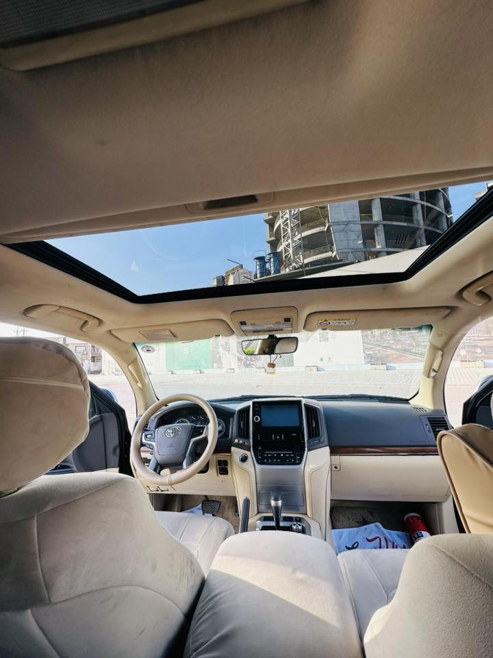 السلام عليكم 

لاندكروز 2016 
رقم اربيل بأسمي شرط تحويل 

 مواصفات  (. فطيم   ) مواصفاتهة معروفة فول 

ماشية 155 الف  

السيارة مكفولة ماعدا الي محدد بلصور بارد 

  مكانهة بغداد الغزالية 

السيارة كلش نضيفة 

***********

السعر 45.000 $.  بيهة مجال بسيط
