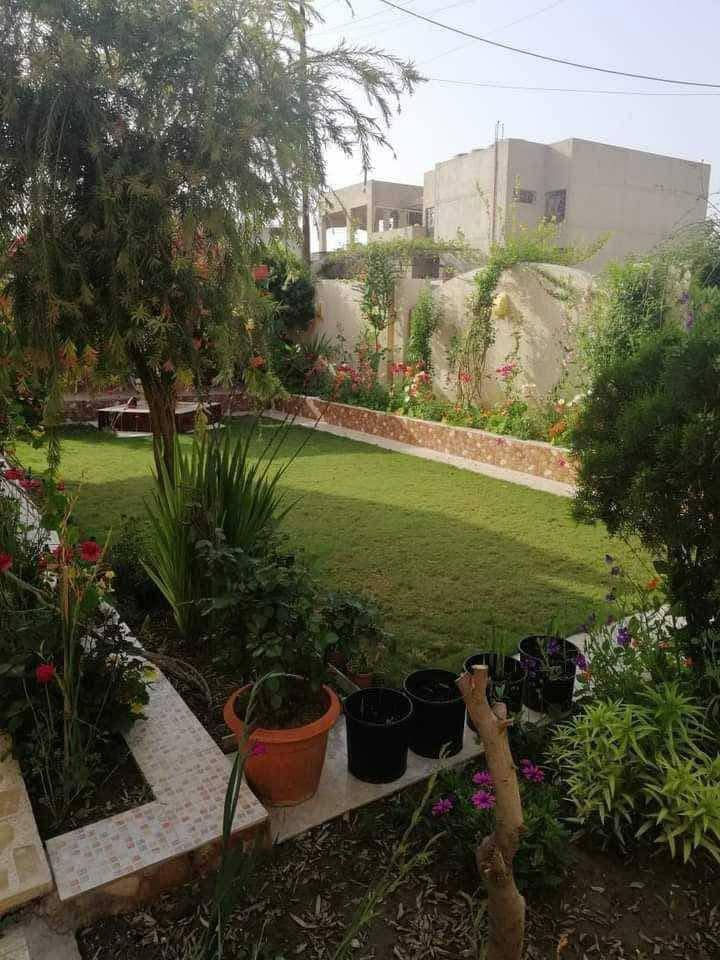 اعلان  20

دار للبيع مزارع الحدباء قرب جامع المصطفى 

460م ( 27م✖️17م ) طابقين استقبال هول اربع غرف سند زراعي حق التصرف 

💲السعر على تلغرام 
https://t.me/walidhamo
🏢 مكتب النجمة للعقار
📍 الموقع: بعويزة – قرب محطة السادة
📲 ***********
📲 ***********
