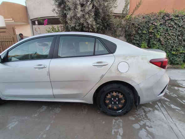 Kia rio 2021
وارد امريكي الضرر جاملغ خلفي فقط 
للتواصل ***********
