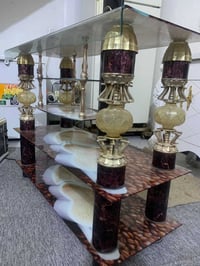 ميز تلفزيون