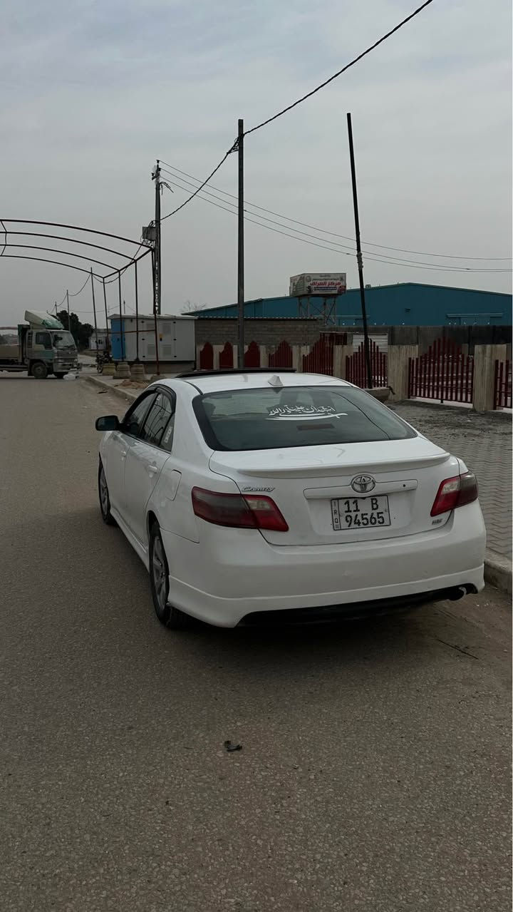 السلام عليكم 
كامري ٢٠٠٧ محدث ٢٠١١ وياضي فول مواصفات للأخير فتحة شاشة كامرة تحكم مري كشنات جلد تحكم كهرباء رقم بغداد سنوية جديدة 
السيارة بيها صبغ ٣ قطع مو مثل خواتها محزمات 
سعر السيارة 92 ورقة وبي مجال كلش بسيط 
مامتواجد على الماسنجر فقط اتصال على الخط
رقمي *********** حلة, بابل
