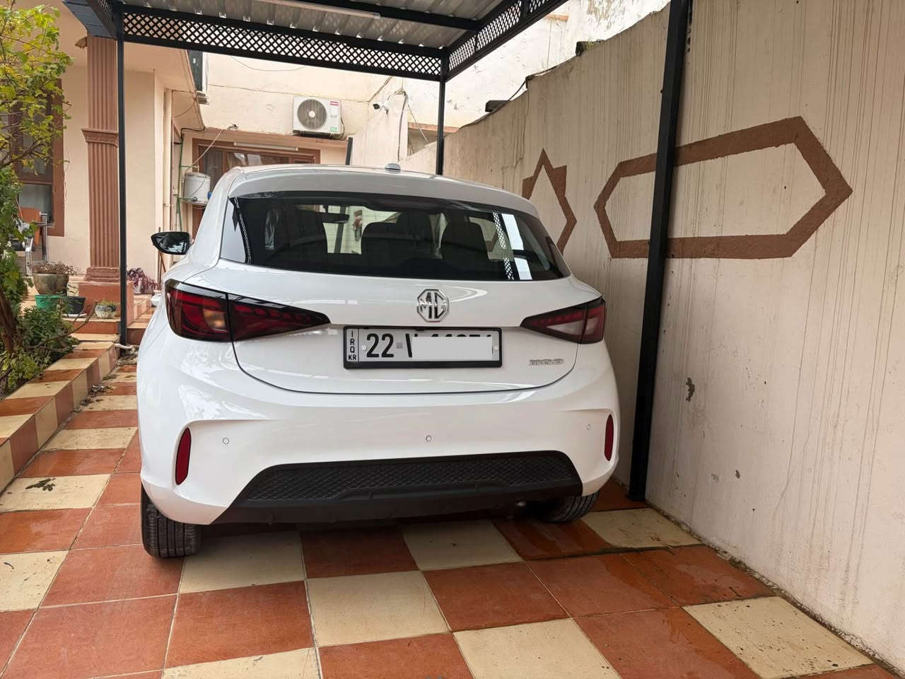 ئێمجی ٣ مۆدێل ٢٠٢٥ 
سفری شەریکە زەمانی ٦ سال
سەیارەکە وەک سفرە کلینە هیچی پێوە نیە
گاعی و کەپی شەریکەی بەکارنەهاتووە
سعری ١٠٨ و مەجالێکی کەم
شوێن هەولێر 
بۆ پەیوەندی *********** أربيل, العراق
