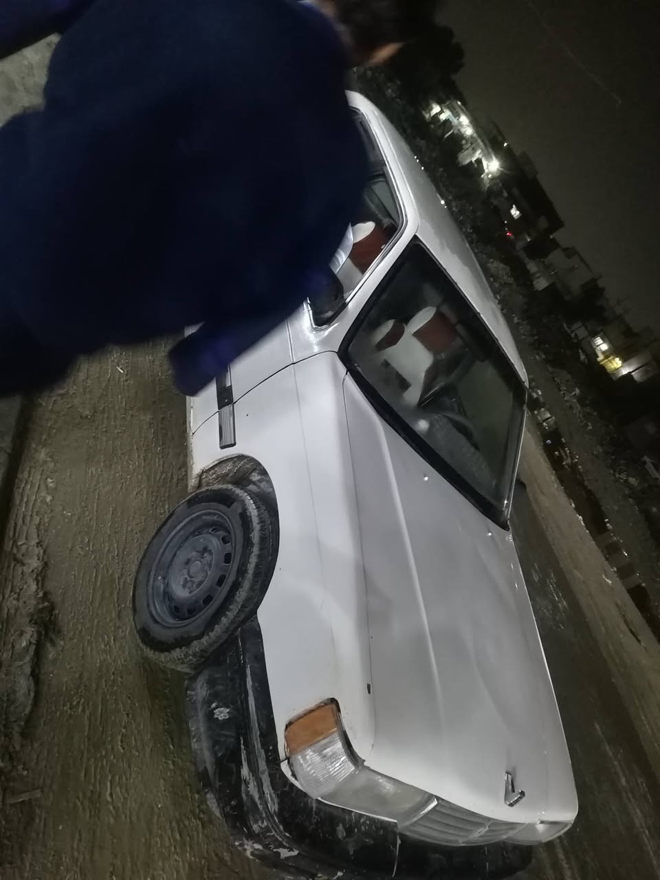 السلام عليكم مازده موديل 93 يسره بلادي لبيع سعره 30بيه مجال مكانه النجف ***********
سياره مكينه وكير جدد رقم نكليزي نجف بسمي هزه جديده مداور ثاني يوم شرط مكفوله من كصه ونقل جثه والاصوليات رقم نجف سياره جاهزه معمره تعمير جديد
