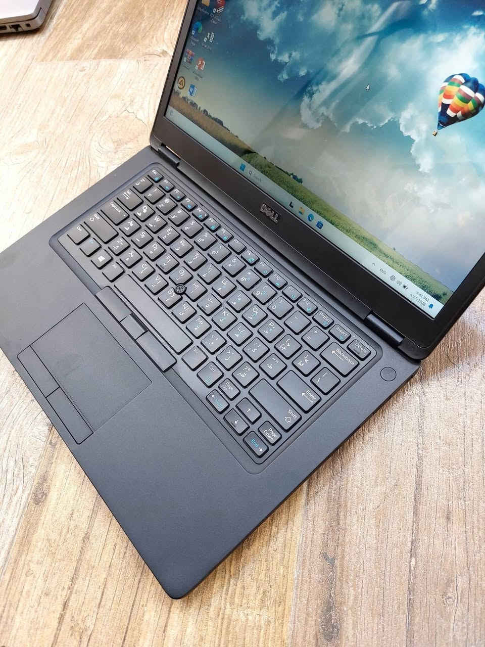 سعر مناسب
   Dell Latitude 5490 Ci5 جيل ثامن 
بمواصفات مناسبه للبرامج  المكتبية  والحسابية والتصفح والأمن السيبراني  .
بسعر ٢١٠ الف دينار عراقي
Cpu Ci58350U
Hard 256GB nvme قابل للتطور
Ram 8GB DDR4  قابل للتطوير 
Screen 14"
VGA intel 4GB  داخلي 
Back-light Ar-En ضوئي 
Charger dell شاحن اصلي 
يمكن للزبون فحص اللابتوب وتشغيله والتأكد من المواصفات قبل الاستلام  اللابتوب.
نسبة النظافة 95%
ضمان لمدة خمسة أيام للفحص في حالة وجود خلل مصنعي تستبدل بنفس الموديل حصرا 
عنوان المكتب بابل قضاء المحاويل
 نانوتكنولوجي للتواصل والحجز ***********
0***********

