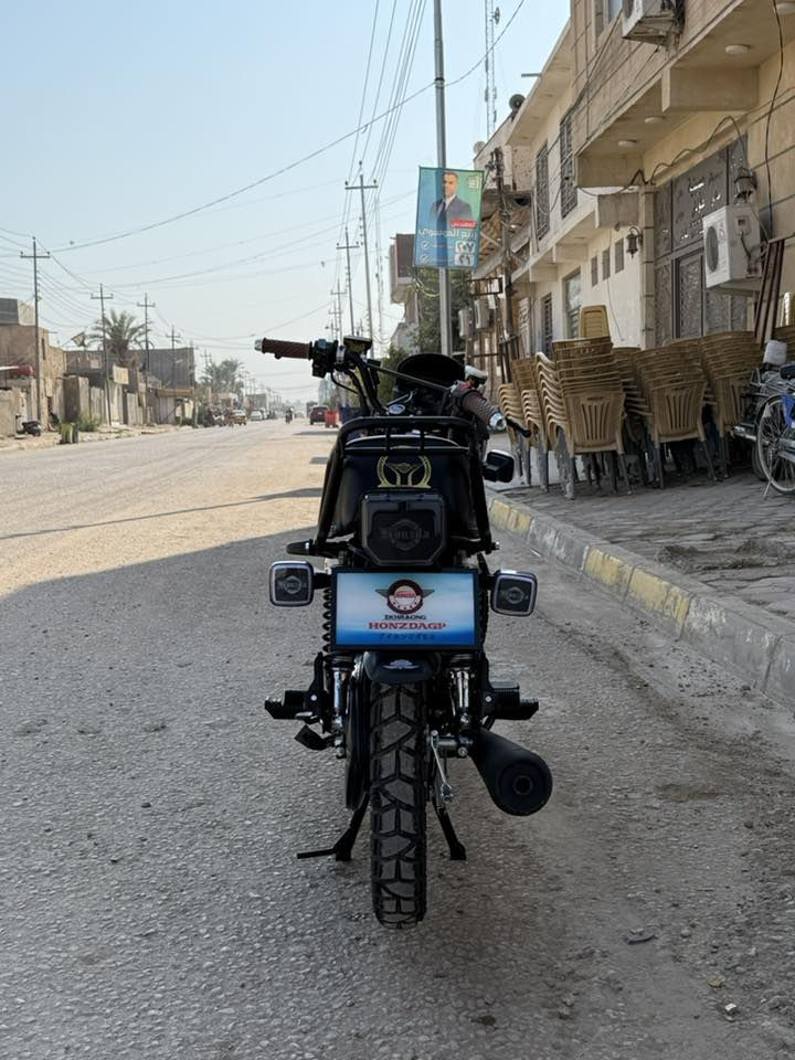 سيفا ٢٠٢٥ 
الدراجة نظيفة كلش قبل شهر طالعة من المعرض 
مكانها طويريج 
السعر ٨٠٠ وبيها مجال 
***********
