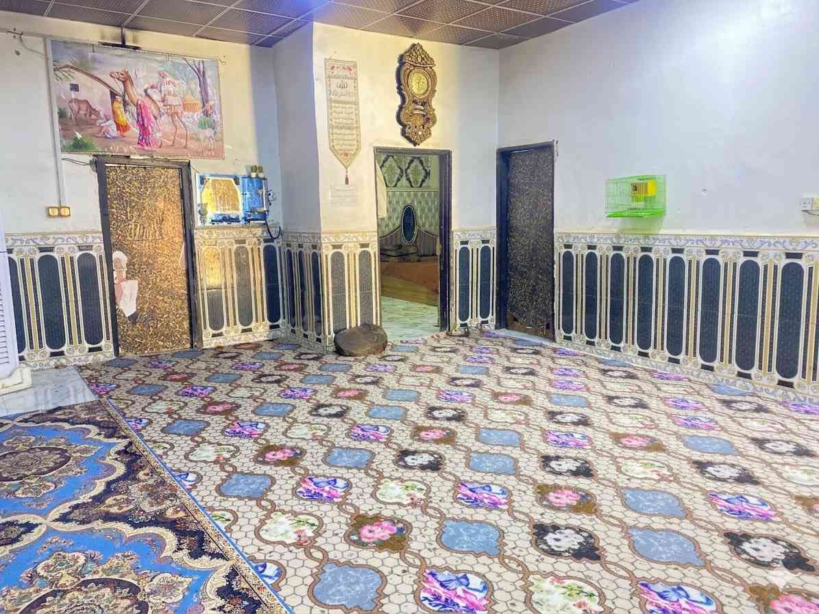 بيت للبيع
السلام عليكم للبيع بيت مساحة 275م

تصميمة كلش حلو متكون من

ديوان + 3 غرف نوف + حمام داخل غرفة النوم + مطبخ + حمام داخلي + حمامات 2 خارجيات وحديقة + مخزن صغير

تجاوز /العنوان الزبير مدرسة قتال مقابل جامع المصطفى 

السعر 30 مليون وبية مجال بسيط

للتواصل ‭0770 737 6317‬

‭0781 437 9388‬
