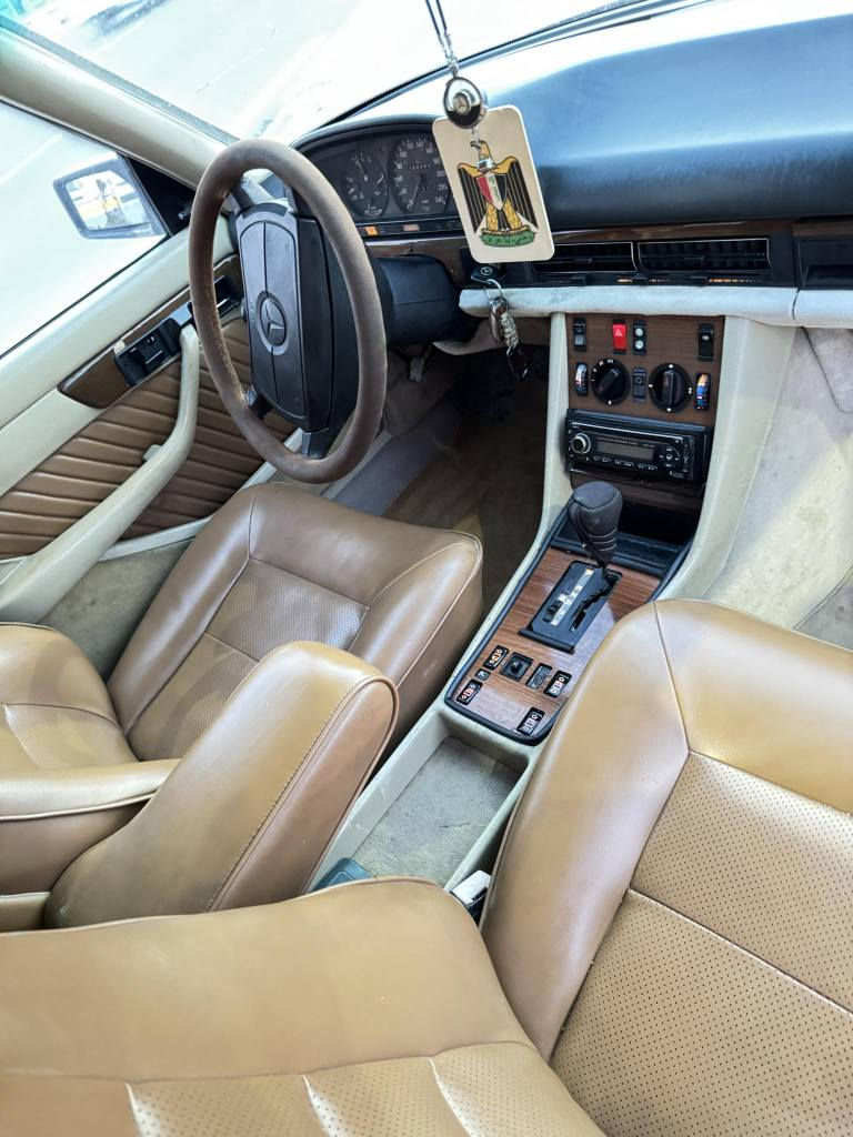 لبيع مارسدس مديل 91 كير مكينه بلاد سياره جاهزه من كلشي شرط ثاني يوم تحويل  شراي تصل *********** البصرة, العراق
