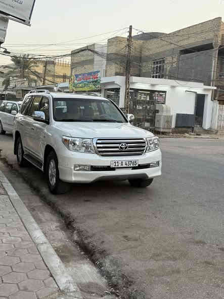 السلام عليكم 
لاندكروز 2011 ستينه 
السياره كفاله عامه من الصبغ والتبديل وبارد 
جاهزه كلشي ما عايزهحداديه وتخم تاير كله جديد 
اصل 2011 تكمه وسنويه والسياره على البلاد لا محدثه ولا ملعوب بيها 
سعرها 34000$ بيها مجال بسيط 
ترهم بيع او مراوس 
***********
