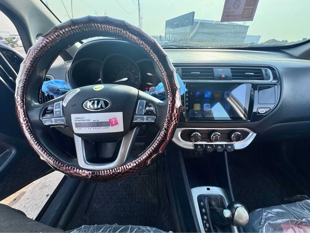 للبيع 
كيا ريو 2017 امريكي 
🔴🔴🔴🔴السعر حيل مناسب 89 مجال بسيط 🔴🔴🔴🔴
ضرر بوند 
محرك gdi
محرك كير تبريد طخم شرط 
ماشيا 115 الف كيلو 
مواصفات 
تحكمات استيرن 
جامات كهرب 
كير توماتيك وعادي 
مانع انزلاق 
نضام ايكو 
سياره جاهزه وجديده ترايها يخبل 
 رقم وهزه جديده وشرط التحويل 

*********** موصل, نينوى
