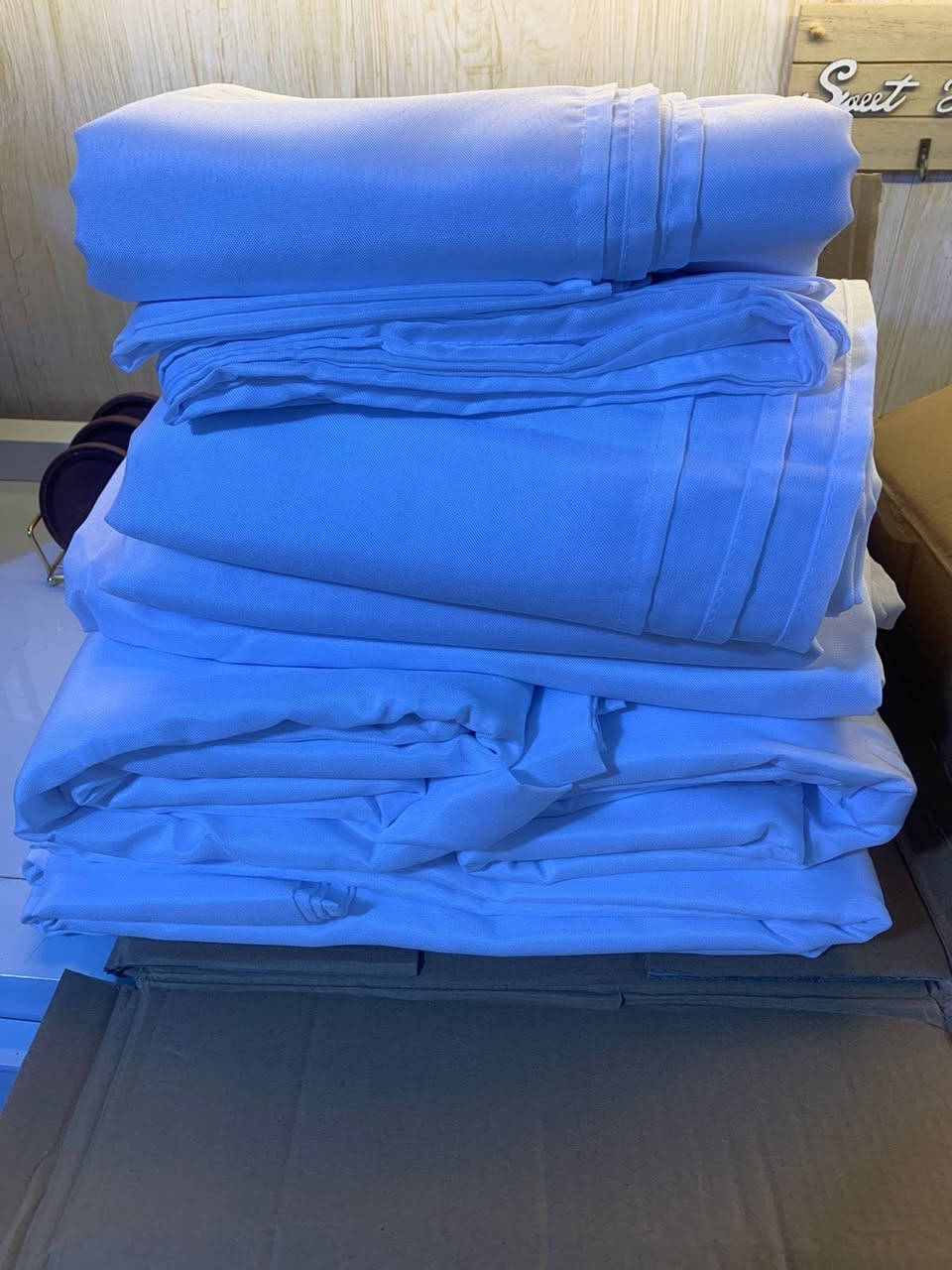 متوفر 12 قطعة شرشف ابيض فندقي نفر واحد قماش يجنن خلي سعر مناسب واخذ


**إذا كنت صاحب هذا الإعلان وتريد حذفه لأي سبب، رجاءا أرسل رسالة إلى الدعم الفني**