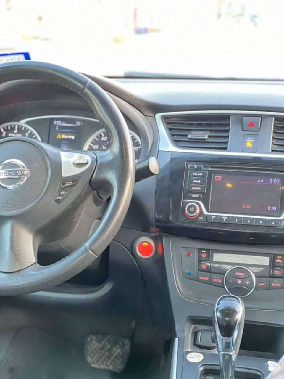 السلام عليكم ورحمة الله 
نيسان سنترا موديل 2018 امريكي محرك 1800 
سونارها موجود هذه مال امريكا نفسه 
هزه جديده سنويه 2031 
السعر خاص او ع رقم ***********
