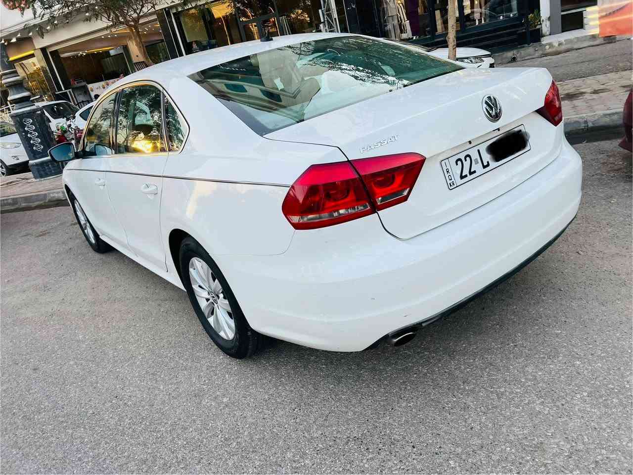 السلام عليكم
باصات 2014 وارد خليجي
المواصفات : 5 مواصفات المعروفة 
_ _كشنات تدفئه  
_ _شاشه جبيرة 6 اقراص 
_ _تحديد سرعه  
_ _تحكمات استيرن 
_ _ حساس مطري بالماسحات 
_ _ تبريد قطعتين 
وباقي مواصفات معروف
وسياره مال بيت ونظيفه حيل
هزه راقم سنويه بسمي لحد 2031 كول جديد 
‏ما شاء الله سيارة كلش نظيف مرتب بدون مصرف 
سياره جاهزه صدر امامي خلفي جديد 
بى 4مكان شبر صبغ بدون دواخل بدون ايرباك 
تخم تاير  جديد  دينار مابى مصرف 
 سياره ‏كلش نظيف مثل ما واضح في الصورة 
سيارة حيل نظيفة ماتحتاج دينار وبالعافيه عالياخده 
سعره 127 خابر صاحب السيارة ***********
مكان سياره كركوك 
 ‏ملاحظة إني مكلف الناشر ما أجاوب على التعليقات ما متواجد عالفيس شراي خابر صاحب السيارة وتحياتي للجميع
