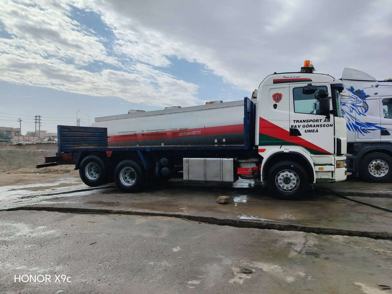 البيع  سكانيه 2001 مكينه 8 شاصي مكفول رقم بصره   مكان بصره زبير شراي ينتصل ***********
