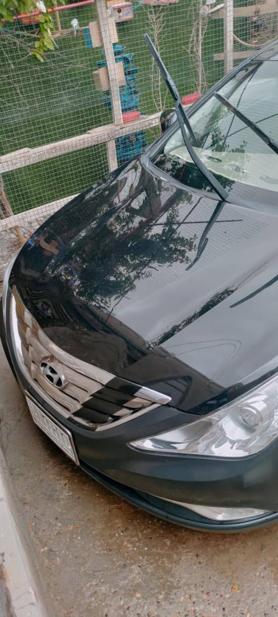 بيع او مراوس حسب القناعة 
سوناتا امريكي موديل 2014
مكينة  GDi2400 
ويل كب شاشة وكامرة بلادية 
كير 6 نمر كشن كهربائي 
مقاعد تدفئه تحكم ستيرن 
شاشة ترحيب اضائة ترحيب بالابواب 
حدادية امامية وخلفية جديدة 
مكينة كير تبريد جاهز ماناقصها شي 
حادثها جاملغ امامي جهة السايق 
تخم تاير جديد
سنويتها لل2027 رقم قادسية باسمي
السعر 100 وبيها مجال مكاني ديوانية ***********
