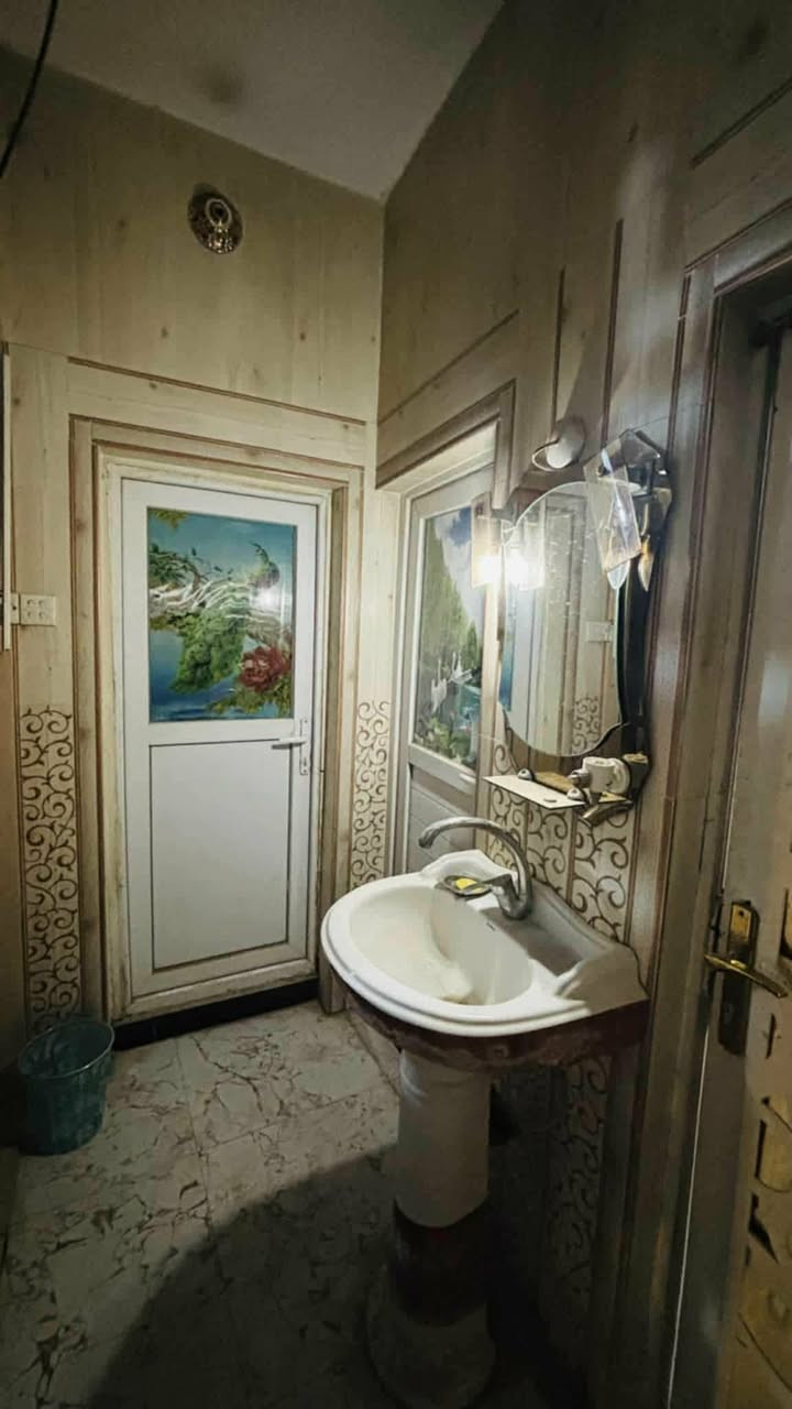 بيت للبيع المساحه 150 طابو صرف القضاه  قريب جدا  عن شارع 80 شارع عريض ب170 وبي مجال 
‏‪***********‬‏
للاستفسار الاتصال على الرقم
