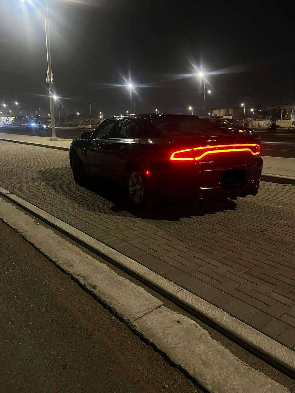 السلام عليكم جارجر موديل 17 سياره جاهزه  كصه فقط قماره  السعر 70 وبيه مجال الرقم بيه وتساب ***********عنوان بصره
