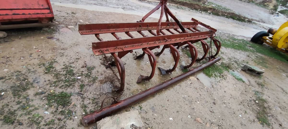 للبیع خرماشە شفت حجم 11 جاهز عل شغل مکان بردارش رقم موبەیل *********** اسیا ***********7 شرای خابرني
