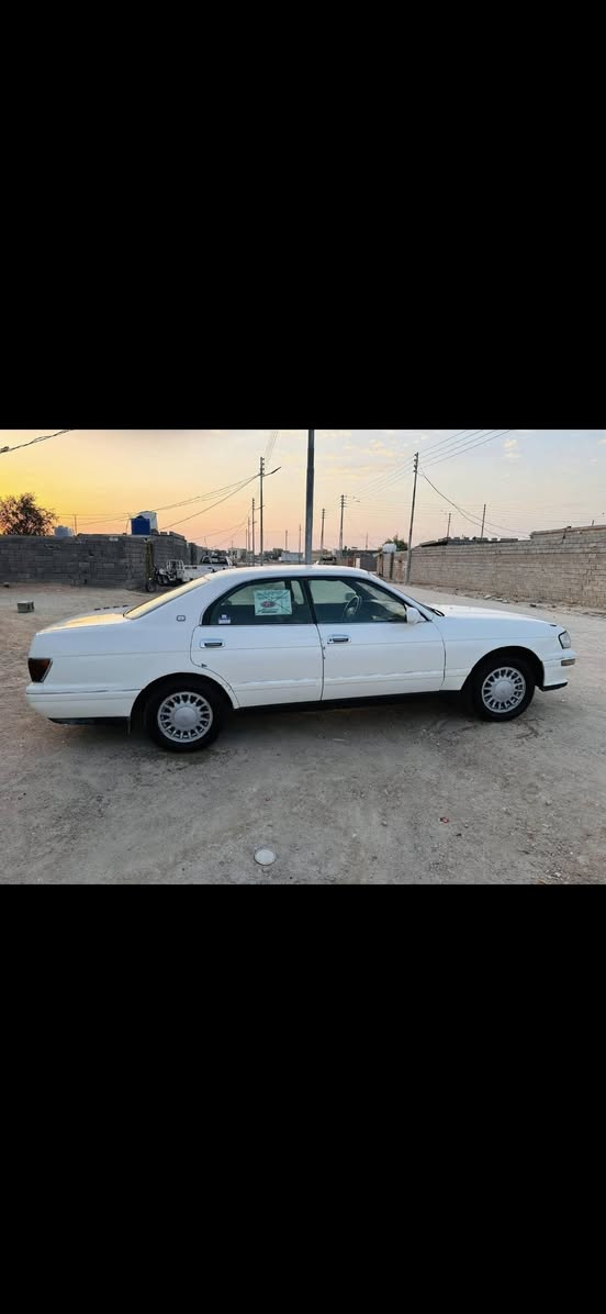 سلام عليكم شباب هاي بطه لون ابيض صدفي موديل 1995 سياره كفاله عامه كفاله من الضربه ولكص ونقل جثه وصبغ مكفوله من كلشي مكينه وكير ٢ونص بلكارتون تبريد امامي وخلفي ثلج ❄️ رقم بصره امرحله مشروع وطني سنويه امجدد    2027 سياره مابيها نقص برقي واحد كهربايات كلها شغاله شاشه اربع سماعات الحدادا 100/100 تخم تاير بلجيس السعر 47مكاني بصره لاستفسار تصل ***********
