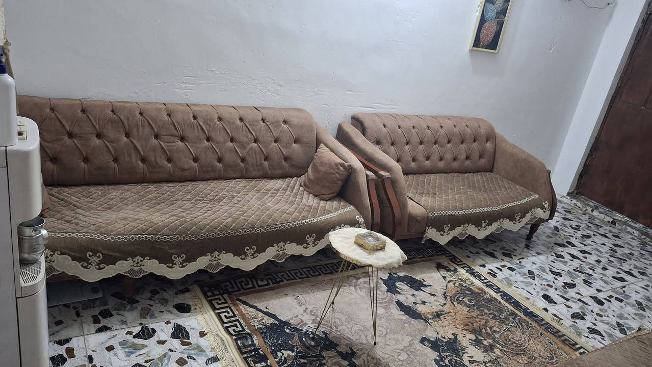 السلام عليكم طخم 3 اشهر صار من اشتريته وشلت والمكان كلش صغير اريد ابيعه اشتريته مليون 400 اريد قطع 800 ابد مانزل بعد لان جديد


**إذا كنت صاحب هذا الإعلان وتريد حذفه لأي سبب، رجاءا أرسل رسالة إلى الدعم الفني**