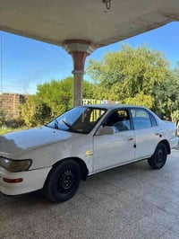 للبيع كورلا موديل 1995 السياره  شرط بدون معجون تلقيط فقط  السياره كما ...