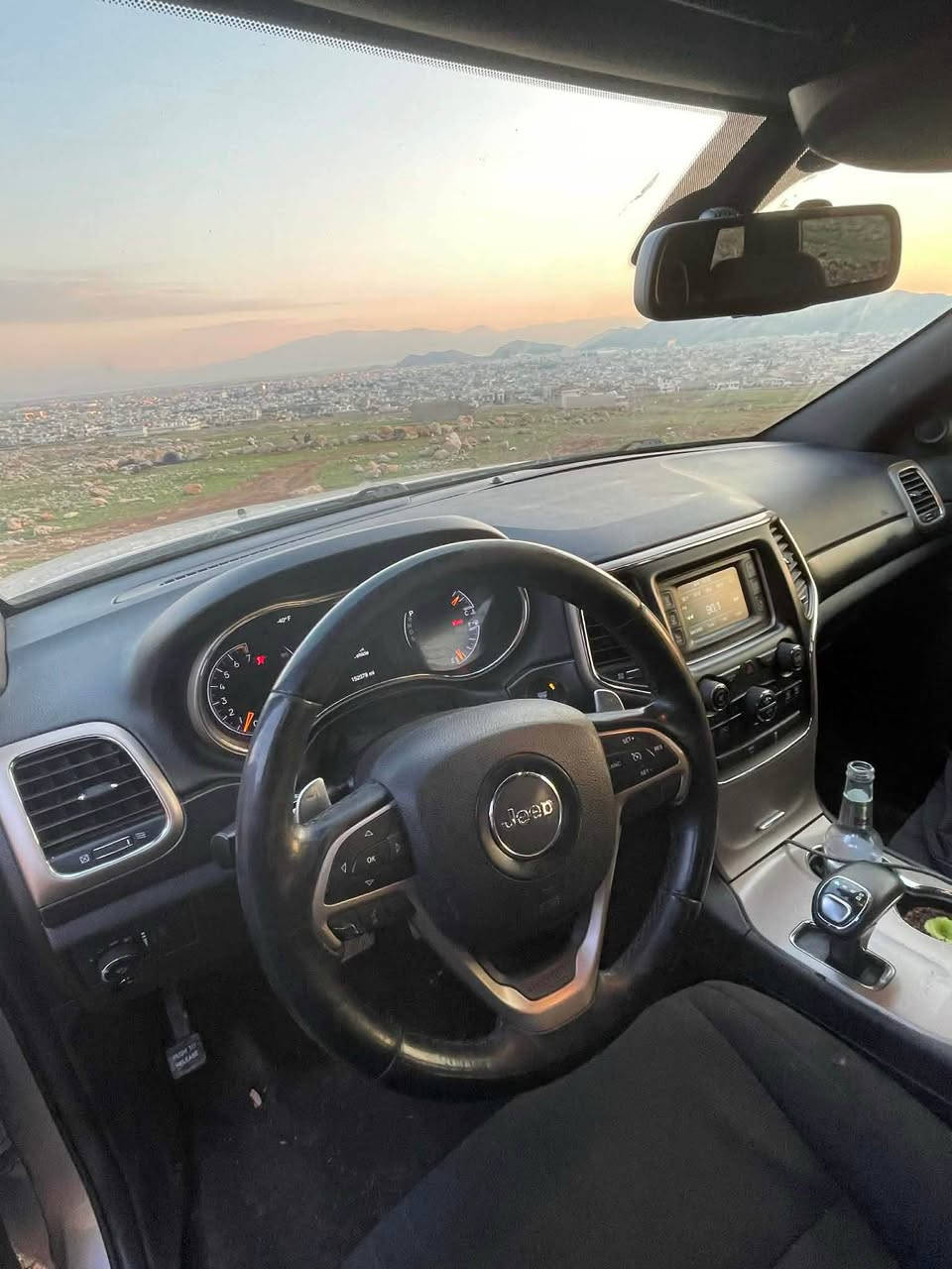 مۆدێل٢٠١٦ براوەی دووبەی تازە داخل بوو 
ئۆتۆماتیک 
دەبل ئەکسل 
گێچ ئەلیکترۆنی 
شاشە هتد…
سەیارەیەکی زۆر شاز 
بۆ مەسرەف مەگەرێ 
گێرومەکینە و ئەکسل هەموو گیانی بەشەرتە 
نرخی ٩٥ گەلا محامەلەیەکی برایانە 
(***********) رانية, السليمانية
