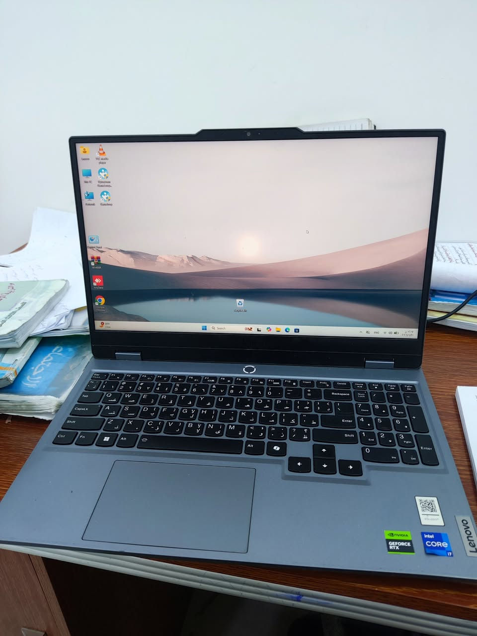 💻 Lenovo LOQ 15IRX9 – أداء قوي وسعر مناسب 🔥
🔹 CPU: Intel Core i7-13650HX
🔹 GPU: NVIDIA RTX 4050 6GB
🔹 RAM: 24GB
🔹 Storage: 512GB SSD
🔹 Display: 15.6” FHD
🔹 Battery: 4-Cell 60Wh
✨ الجهاز سريع جدًا ومناسب للألعاب 🎮
والتصميم 🎨 والبرامج الثقيلة بدون أي مشاكل.
📌 ملاحظة مهمّة:
يوجد كسر / فطر بسيط بالهيكل الخارجي فقط مثل ما موضح بالصورة،
ما يأثر نهائيًا على الأداء أو الاستخدام والجهاز شغال 100%.
📩 للاستفسار مراسلة خاص
او على هذا الرقم «***********»
