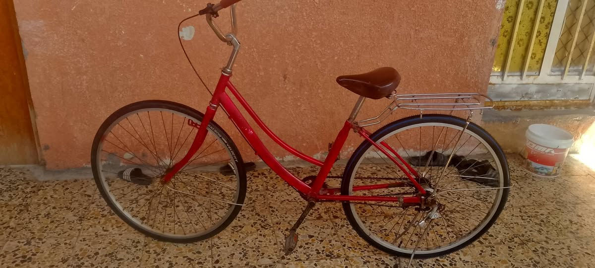 بايسكل حجم 27 السعر 40
بصرة حي الحسين ***********
