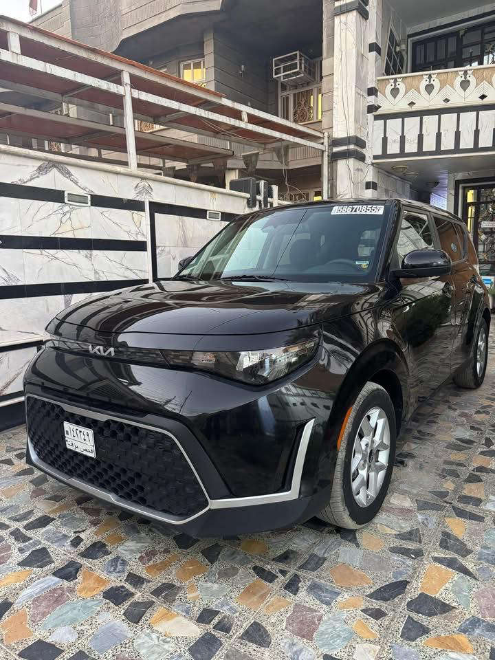 السلام عليكم للبيع فقط
كيا صول موديل 2024دخول جديد بدون رقم منفيس بسمي بيها رقم فحص مؤقت المواصفات Sرادرات امامي خلفي جانبي مكينه 2000دوش توقف ذاتي 
ويل كب  تحديد مسار صور الحادث ورقم شاصي بل منشور بدون ايرباك بدون تبديل فقط قبق جنطه صبغ جديده لوك ماشيه 26 الف السعر 145$ ورقه مكاني بغداد جديده الاتصال‬

‭0773 548 4352‬
