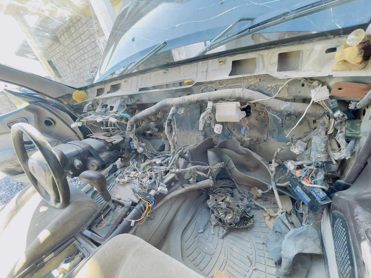 كراج الأخوين للتحوير وتصليح التدفئة والتبريد كافه انواع السيارات المحوره والسيارات الاصلي 
العنوان الشرقاط  قريه شكرآ /هاتف *********** /***********/ أحمد ألحنين أنور حامد أللهيبي
