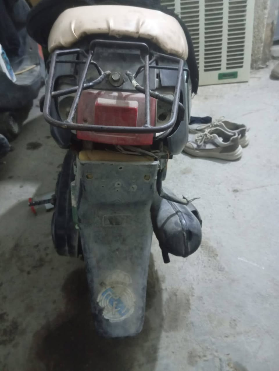 شوية شغل باقي، ما تشتغل بسبب البرد کربلا شارع حی الحسین ۲۵۰ الف


**إذا كنت صاحب هذا الإعلان وتريد حذفه لأي سبب، رجاءا أرسل رسالة إلى الدعم الفني**