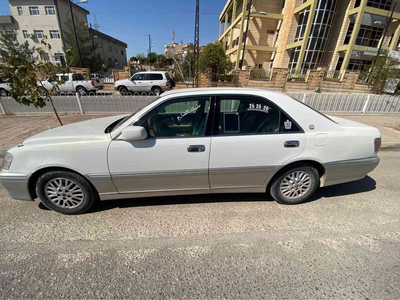 مەليكەى مووس مەكينەى VVT ئالتونى بازار، دوو دوگمه، مەكينەى مەزبووت و بێ كێشەيه، كۆدى بۆ كراوه، جوار جام كارەبايی، قوفلّى مەركەزى، ABS, ئاوێنەى ئەخەوێ و هيتەرى ئاوێنەى هەيه، تەبريد سارد و گەرم مەزبووت، داشبلى زەردى نەجەف، بەسمه رەساسى، تەحدید سورعە، سەلاجەى پێشەوه، پەردەى كارەبایی، ناوەوی سەيارەكه لۆك ماوەته و كوشنەكانى وەك تازەن، بەس كوشنى سەكن كارەباييه و چوار چەمەلاغى بۆياخه.
*********** السليمانية, العراق
