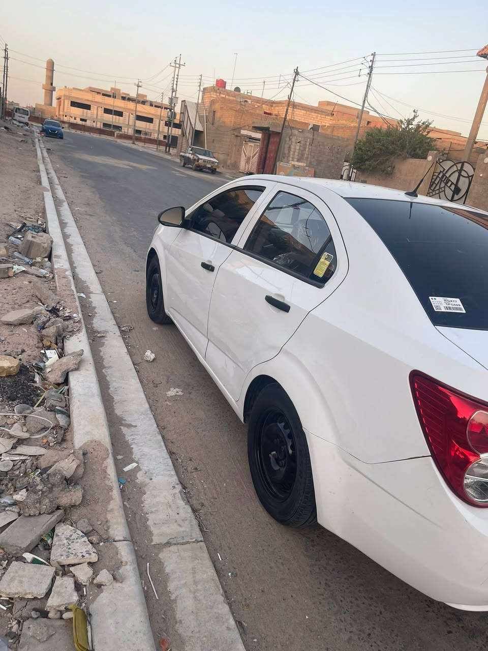 السلام عليكم سونك خليجي موديل 12
راعيها صديقي مشروع وطني تحويل مباشر رقم دولي 

سيارة كلها ع بلاد مكينه دوش كير اوتماتيك كهربائياتها كلها شغالة تبريد ثلج حدادة تخم تاير سيارة مابيها اي نقص جاهزة من كلشي مكفولة من الضربة والعيب الشرعي وشاصي عنواني البصرة الزبير دور الضباط هذا رقمي *********** ب63وبيها مجال
