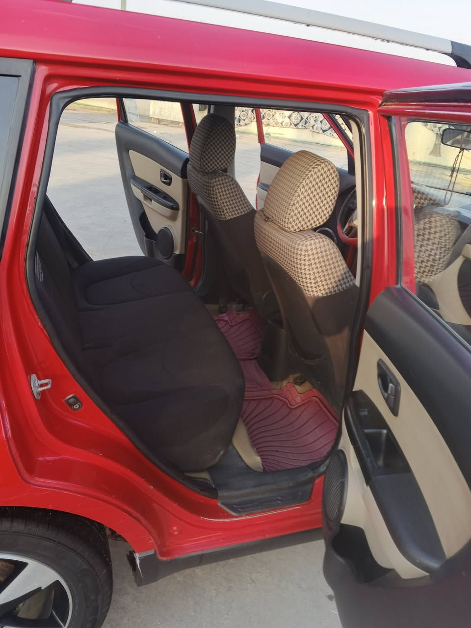 السلام عليكم سياره صول 11رقم اربيل قديم للبيع السعر 100 هاتف ***********
