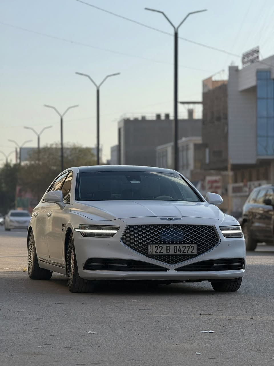 السلام عليكم حبايب 
الفخامه 
G90 
2022 
8 سلندر سياره جديده 
فول مواصفات معروفه مواصفات 
شنو بالم بيها 
سياره جديده ومكفوله 
مغلفه ppf ضمان 10 سنوات
سياره تعتبر كلين فقط شبر صبغ 
صور حادث بالمنشور 
مكان السياره حله 
سعرها 390 
***********
