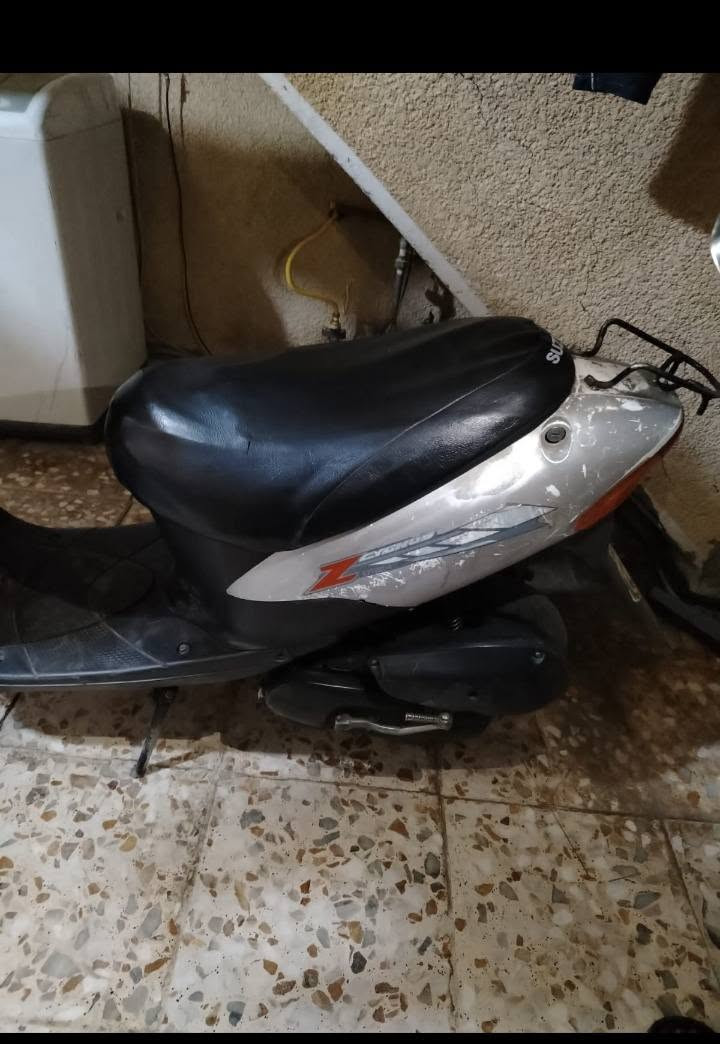 سلام عليكم شباب دراجه ساسوكي 60 نضيفه دراجه تخبل مكفوله من كل شي اي عطل مابيها دراجه نضيفه وحلوه وتخبل كاملة من كل شي السعر 200وبيها مجال العنوان بغداد الشعب حي التجار 0771446330


**إذا كنت صاحب هذا الإعلان وتريد حذفه لأي سبب، رجاءا أرسل رسالة إلى الدعم الفني**