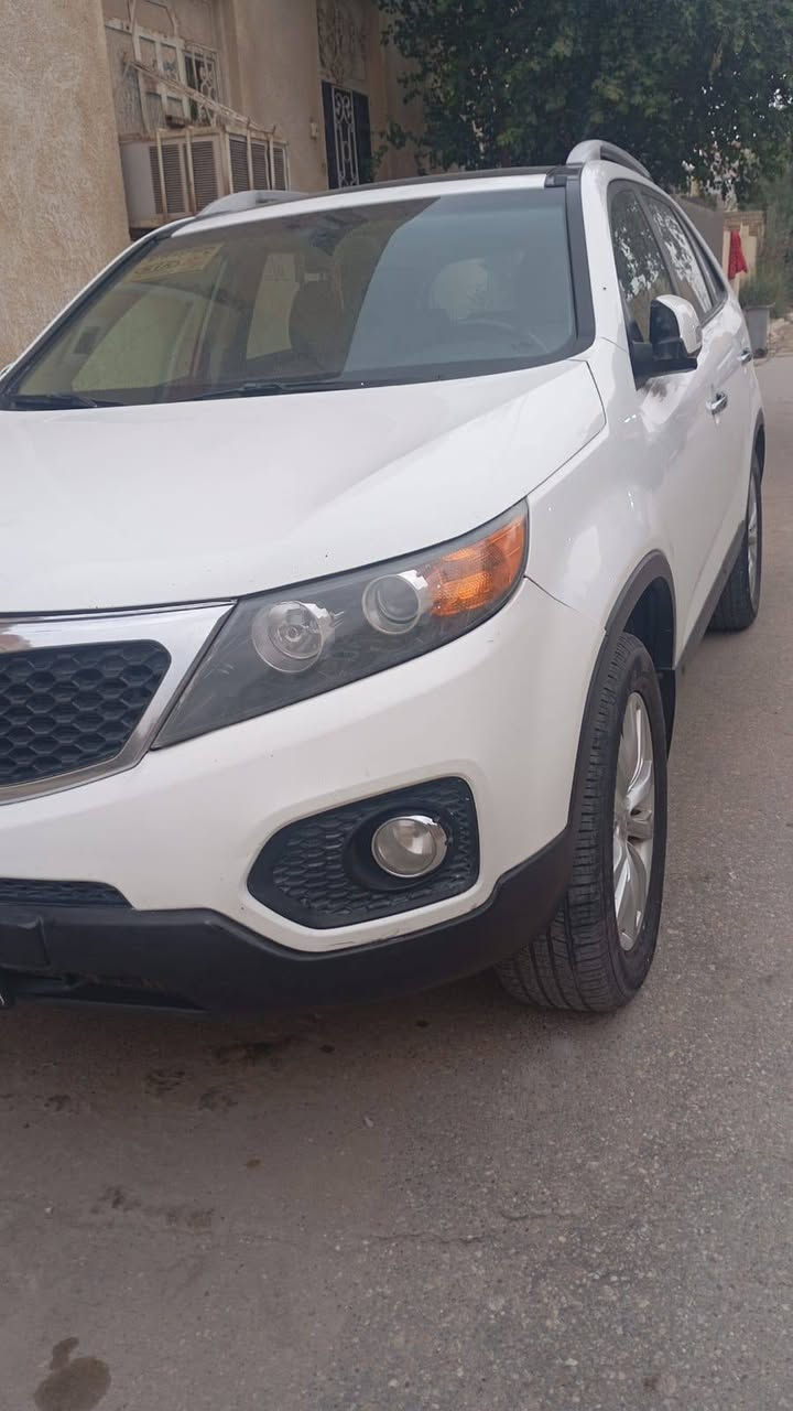 بسم الله الرحمن الرحيم
-سورنتو ٢٠١٢ خليجي للبيع 
-٦ سلندر  ٧ راكب
-ثلاث قطع تبريد
-حساسات  خلفي + جرس انذار 
-مكينه وكير مكفول شرط ما مفتوح
-شاشه
-كامره خلفيه 
-مري شفط + اشاير مري
-تحكمات ستيرن

-بنراما فتحتين
بيه صبغ فقط بالجالمغ الخلفي اثر دحجه خفيفه
رقم ذي قار تحويل ثاني يوم  سنويه ٢٠٢٨ جاهزه سياره مابيه اي نقص سعره ١٤٥ وبيه مجال قليل  مكان السياره ناصريه ***********
