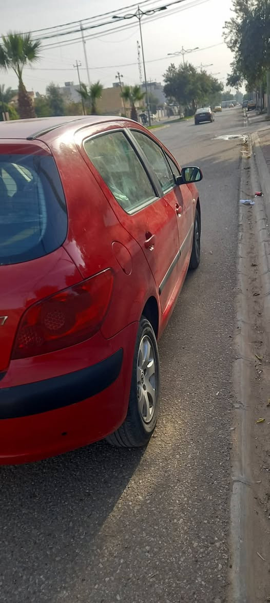 بيجو 2006 
307
سياره ع وضع الشركه بدون حادث بدون صبغ 
سعر 58 بي مجال 
كركوك  ***********
