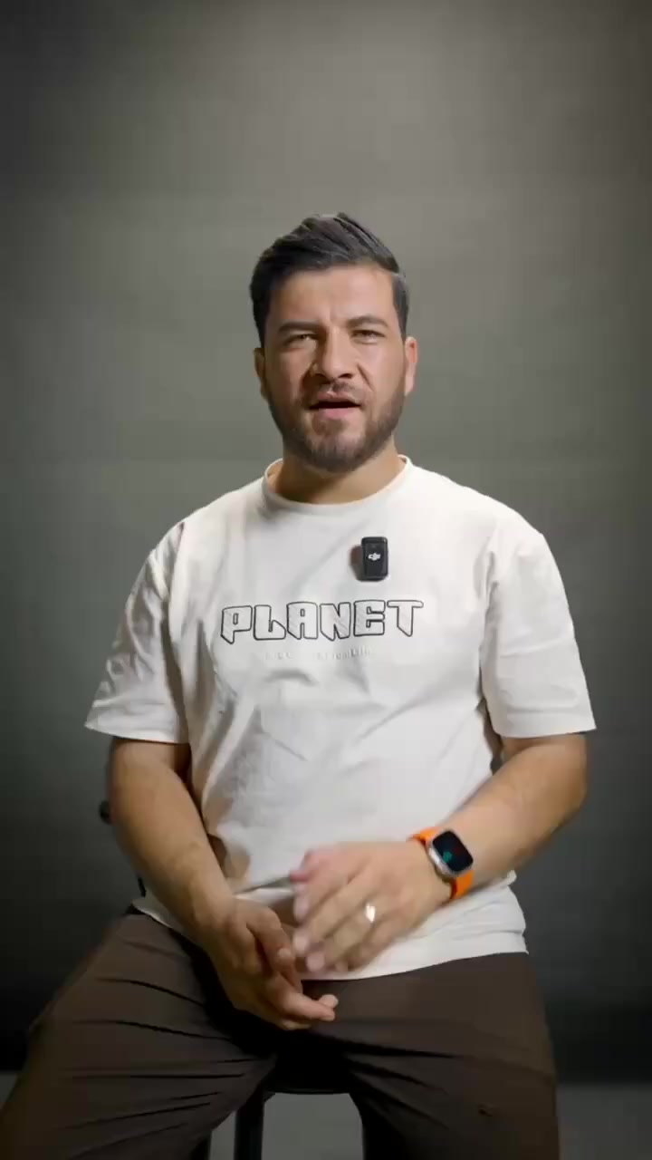 هيكل من التيتانيوم 

- تدعم اجهزة الايفون ذات الطراز iOS17 او اعلى 

- معتمدة من شركة Apple Corporation في الولايات المتحدة

مواصفات الساعة : 

- تحتوي بوصلة  

_ شاشة لمس كاملة LED 

_ الاشعارات لجميع التطبيقات و الرسائل والمكالمات صوت واهتزاز 

_دعم جميع جهات الاتصال ( لاتدعم تركيب شريحة ) 

_ إمكانية الرد على المكالمات من خلال الساعة

_امكانية اغلاق المكالمة او الاتصال من الساعة

_ دقة الشاشة : عالية جدا 

_شحن لاسلكي 

-  تحتوي الساعه سبيكر صوت داخلي وميكروفون للرد علي المكالمات

_ امكانية قياس ضربات القلب

_امكانية متابعة النشاطات اليومية

_ امكانية متابعة ضغط الدم. 

_ امكانية قياس نسبة الاوكسجين في الدم

_ امكانية قياس عدد الخطوات و الانشطة الرياضية

_ امكانية التشغيل والتحكم في المقاطع الصوتية
للطلب :*********** واتساب
